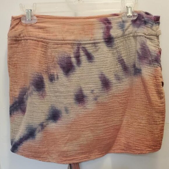 Free People Gauze Tie Dyed Mini Skirt with Tied Belt - Picture 2 of 7
